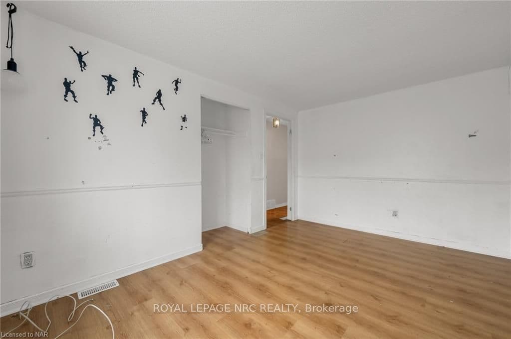 70 MCCRAE Drive photo 13