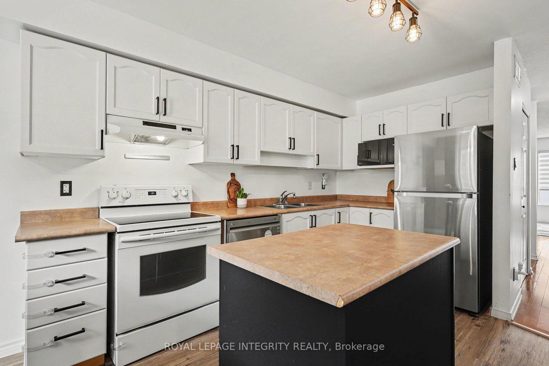 474 Seyton Drive photo 12