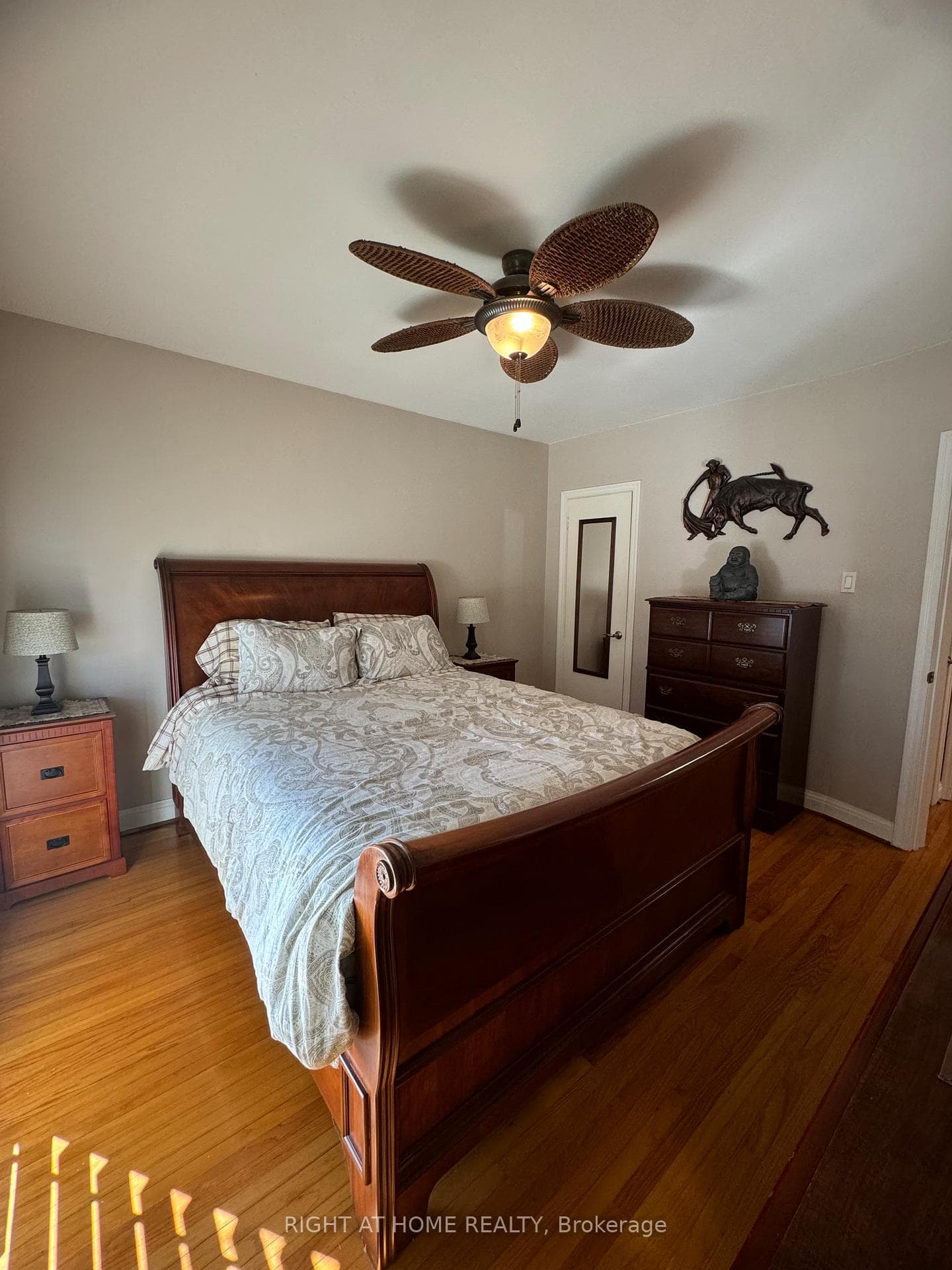 4 Waringstown Drive photo 14