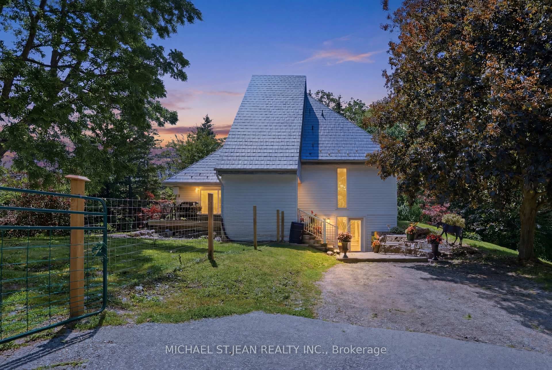 1314 Safari Road photo 1