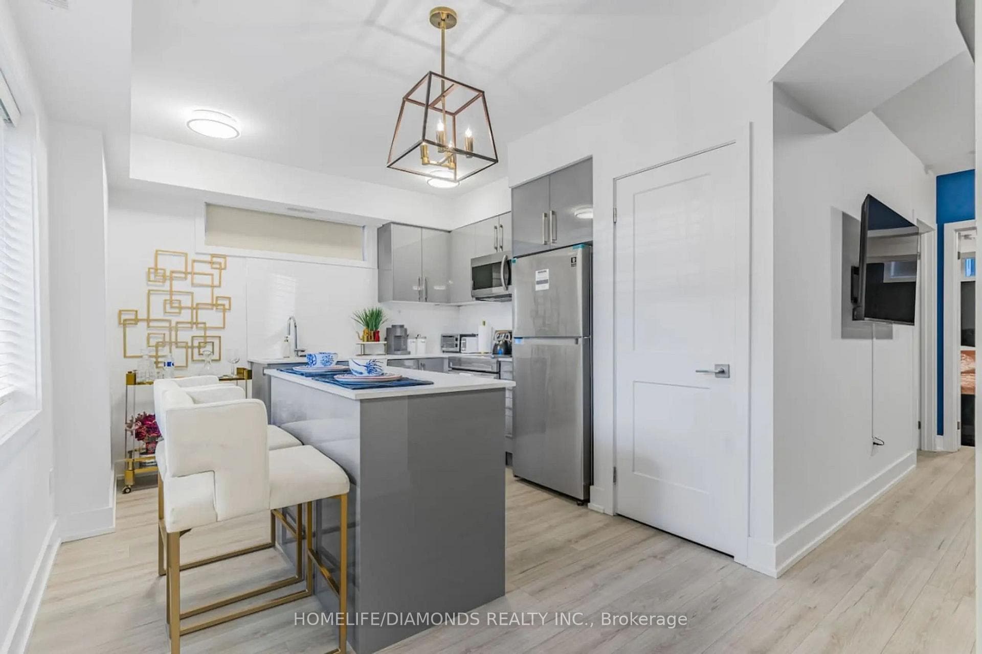6065 MCLEOD Road Unit 101 photo 12