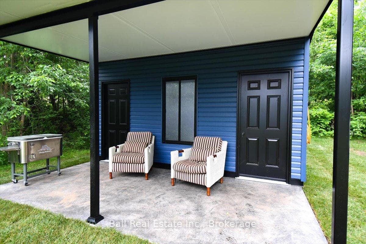 632 The South Road photo 49