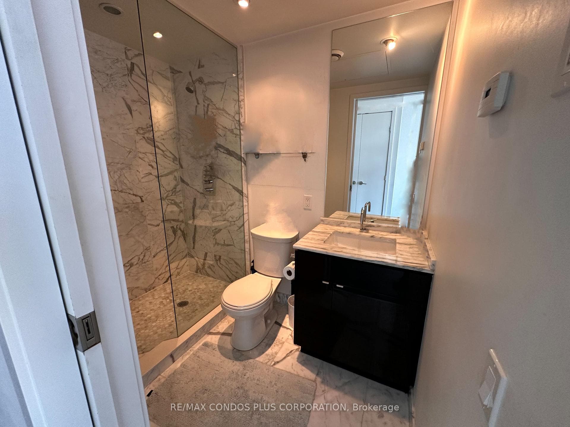 60 Colborne Street Unit 2102 photo 10