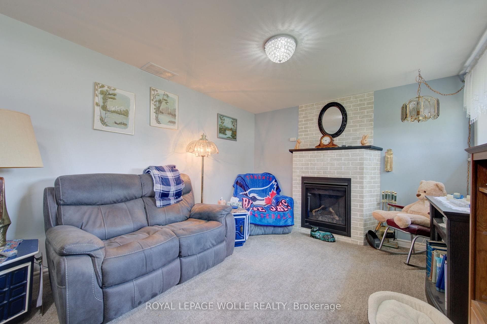 99 Highman Avenue photo 16