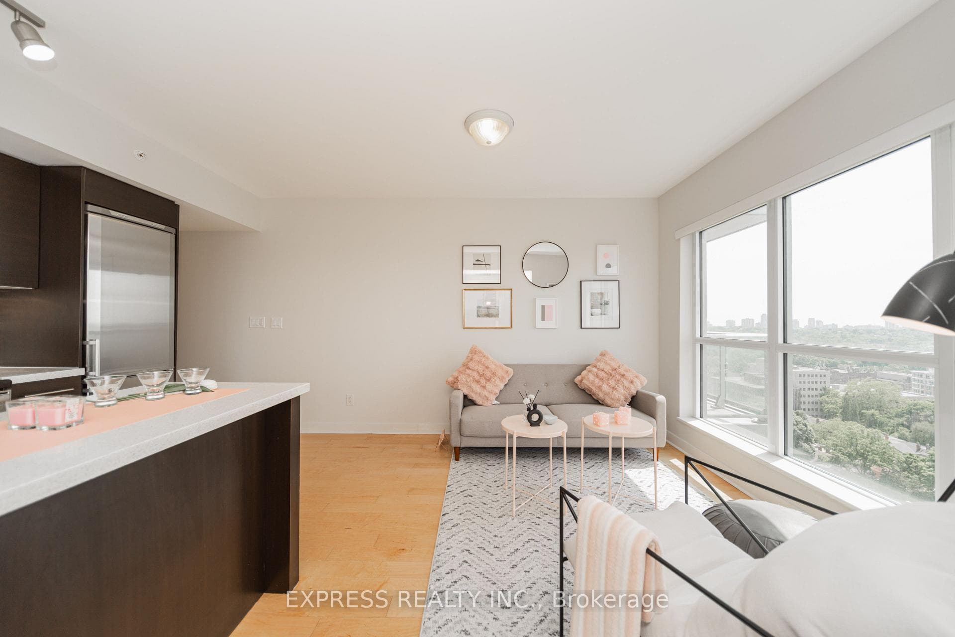 58 Orchard View Boulevard Unit 1502 photo 23
