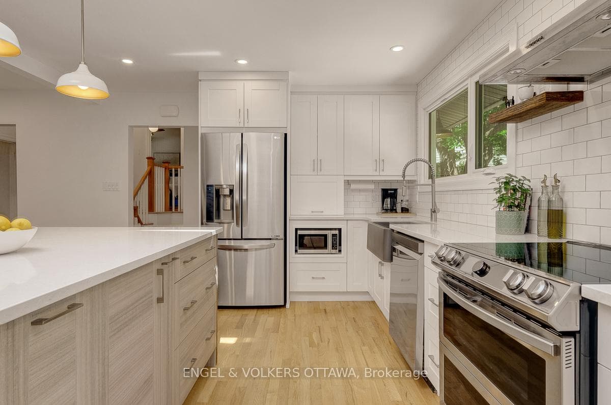 54 Qualicum Street photo 13