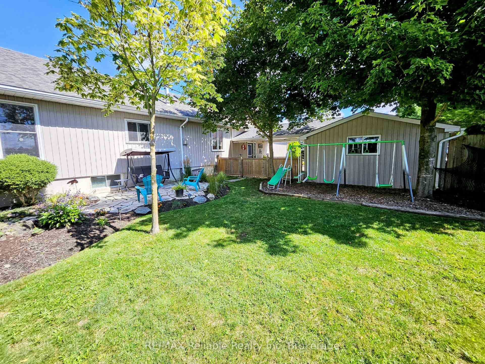 212 James Street photo 41