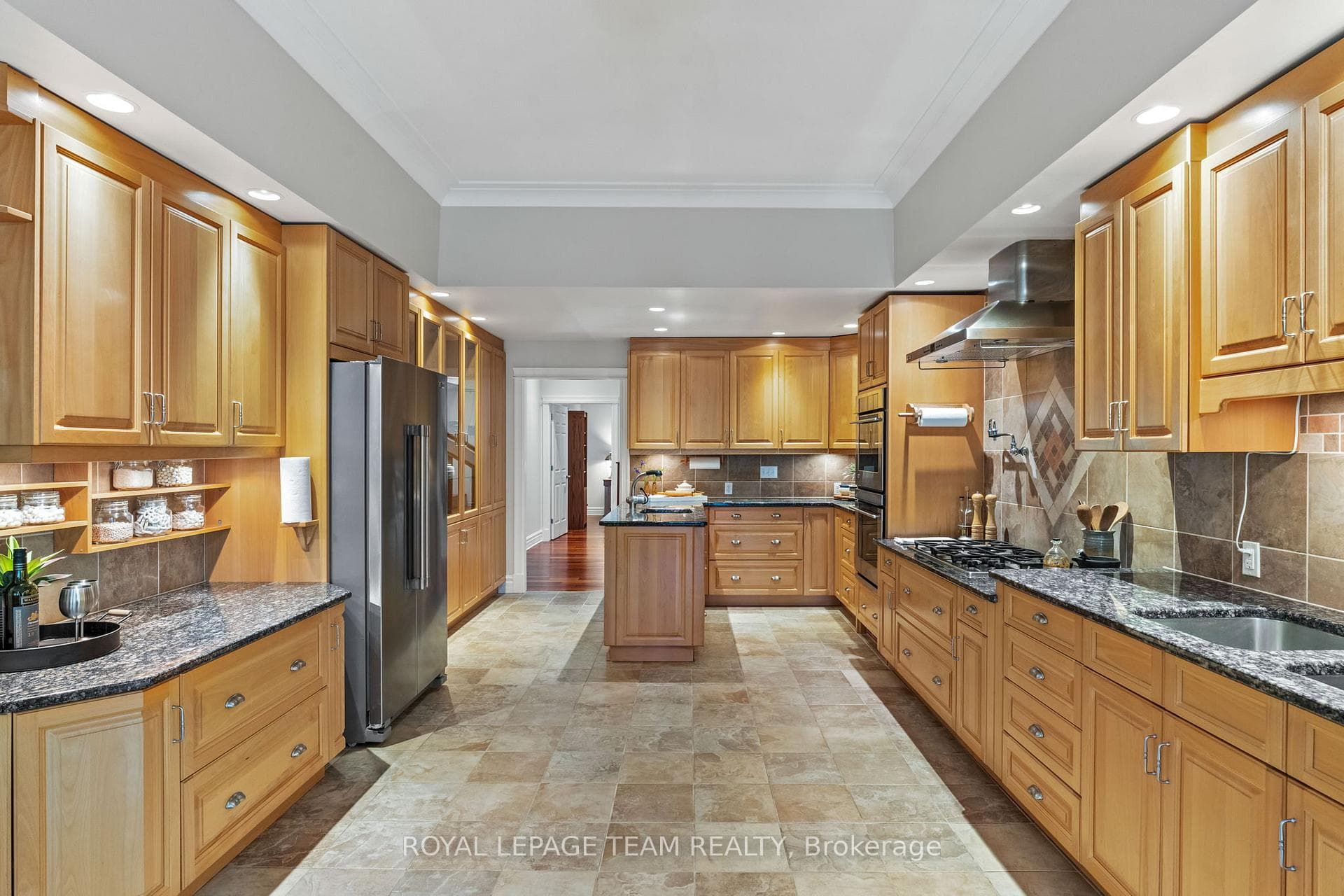 1526 Carsonby Road photo 15