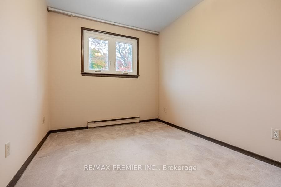 11 Pineridge Drive photo 16