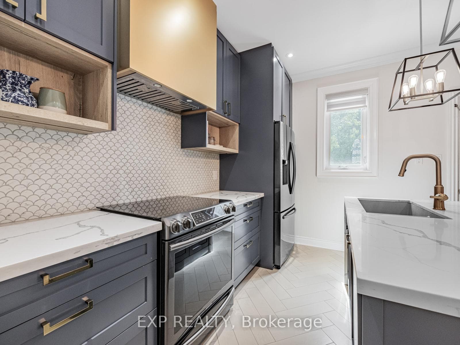 223 Gowan Avenue photo 12