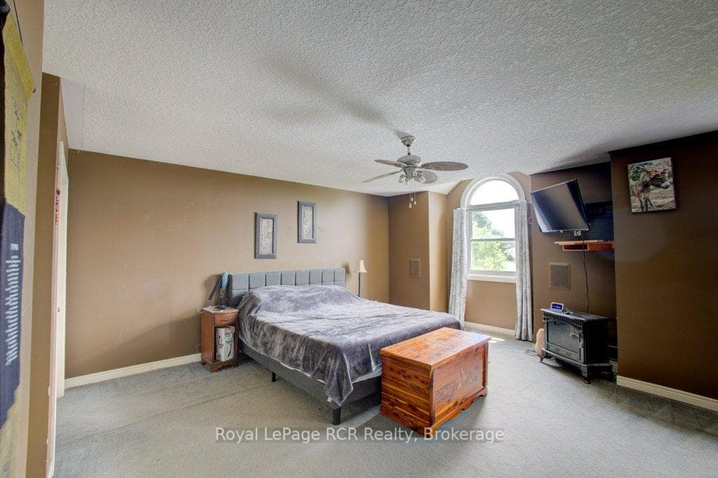 463 Nova Scotia Court photo 14