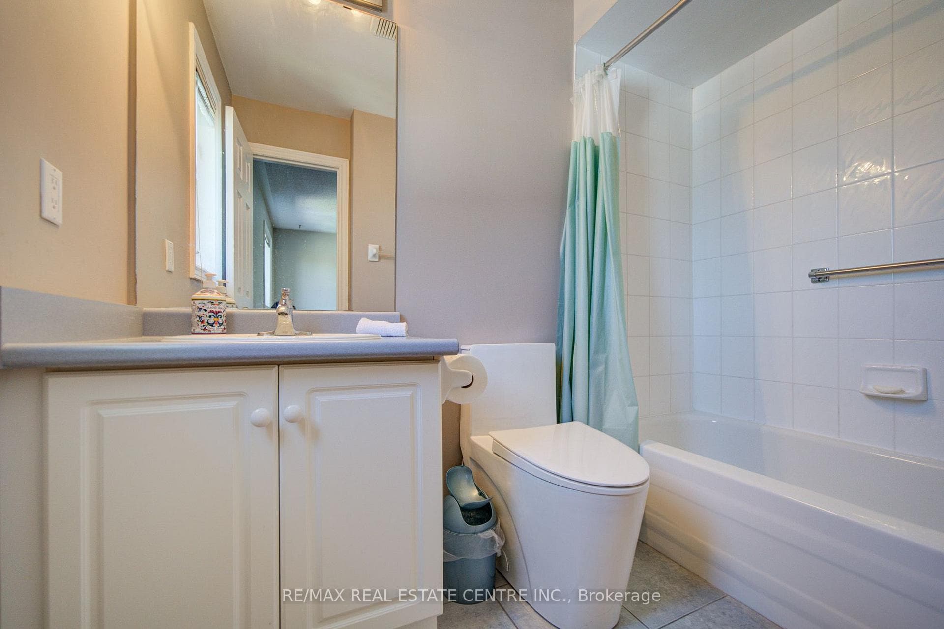22 Lakeridge Drive photo 36