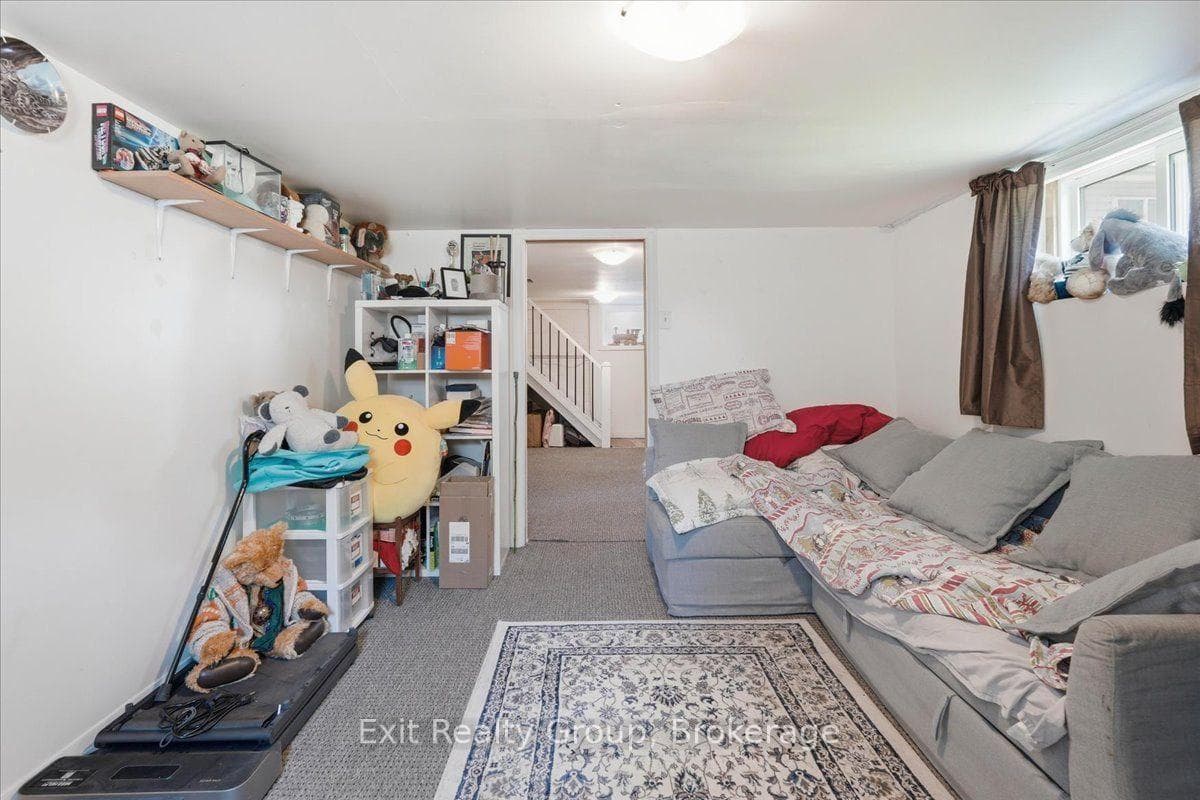 119 Prince Edward Street photo 22