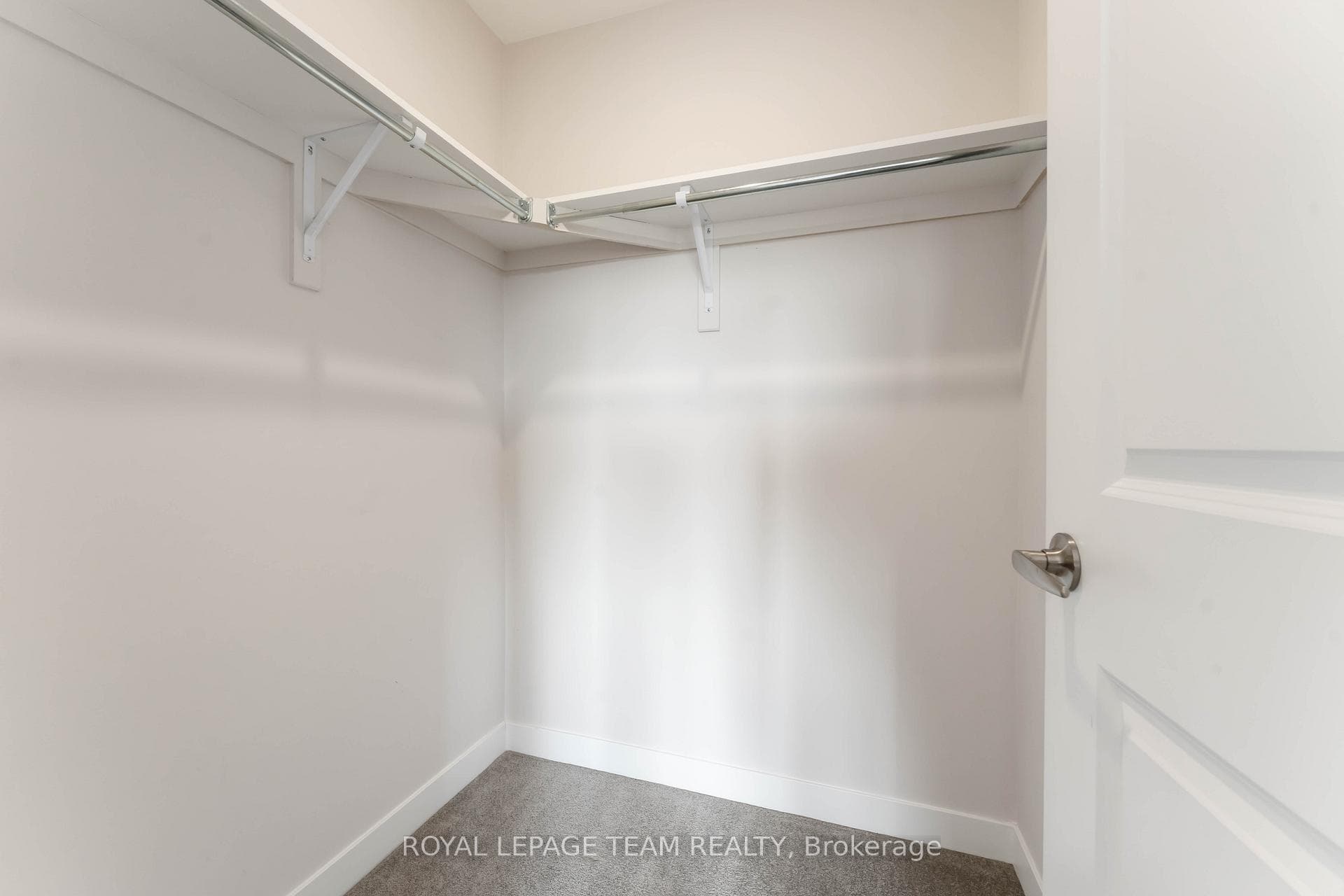 3040 Travertine Way photo 24