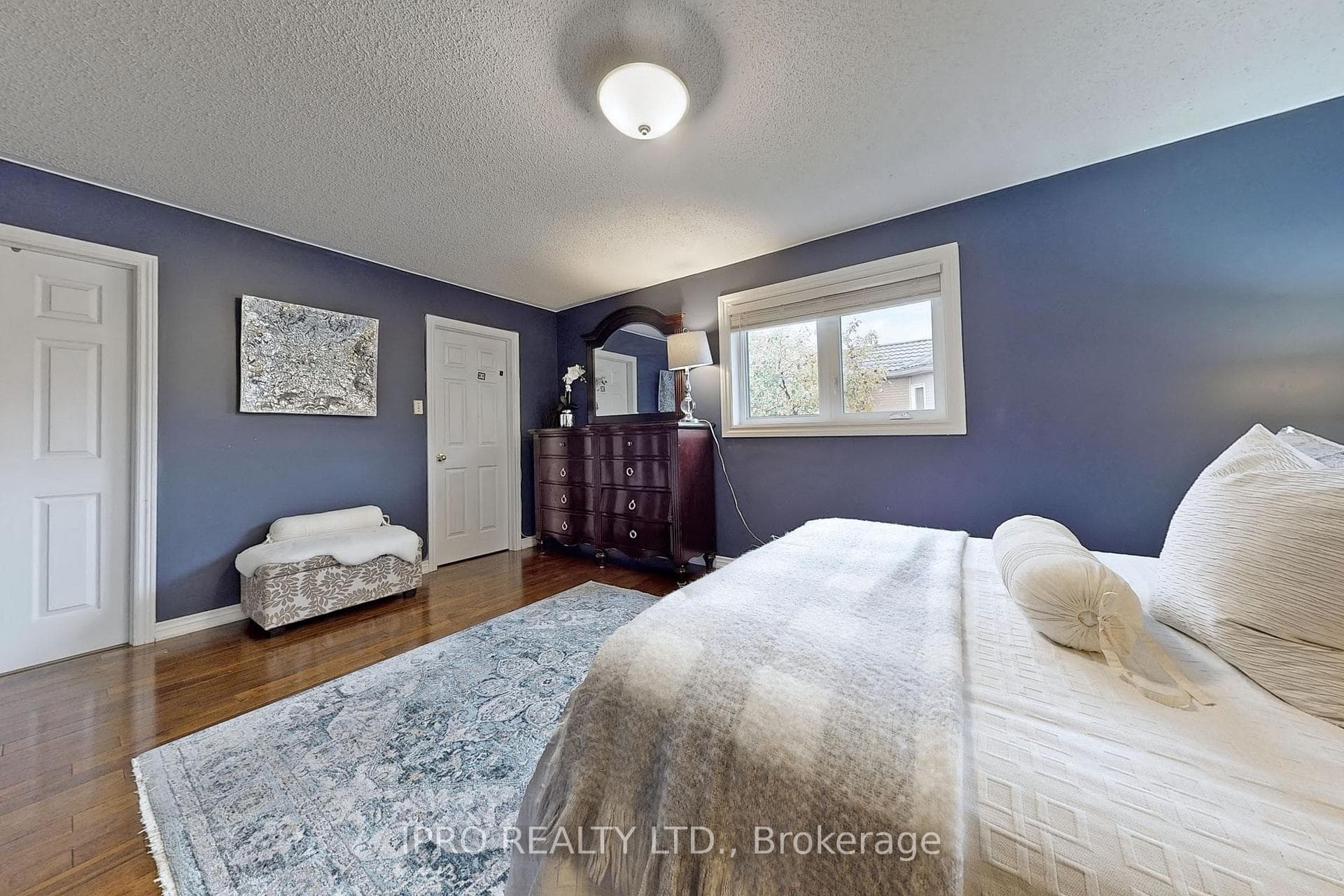 629 Avonwick Avenue photo 23