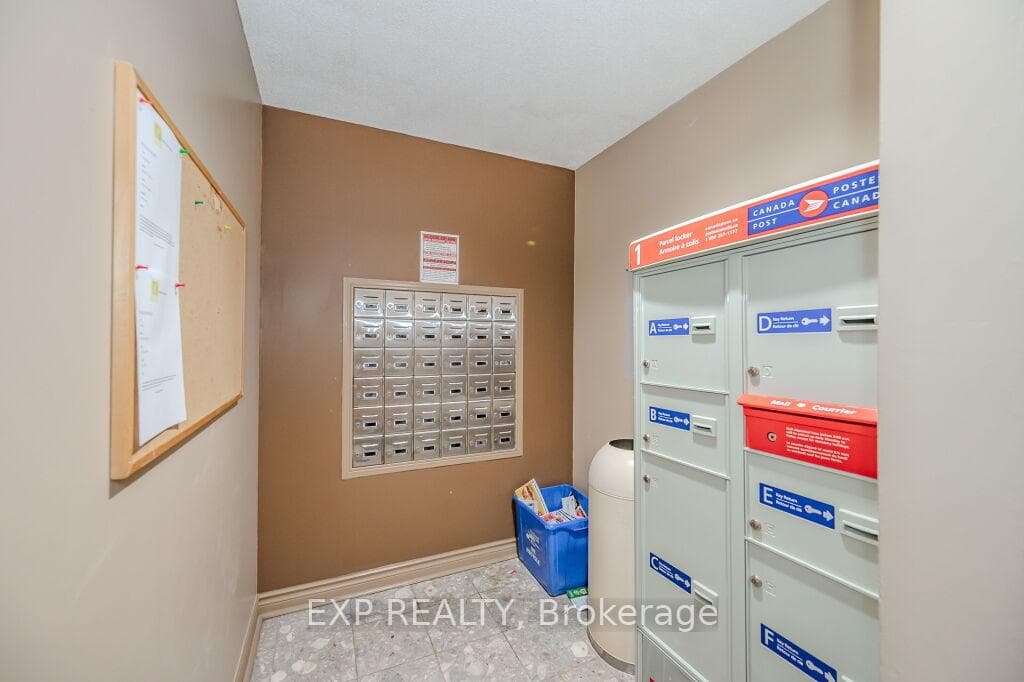 30 Hugo Crescent Unit 210 photo 12