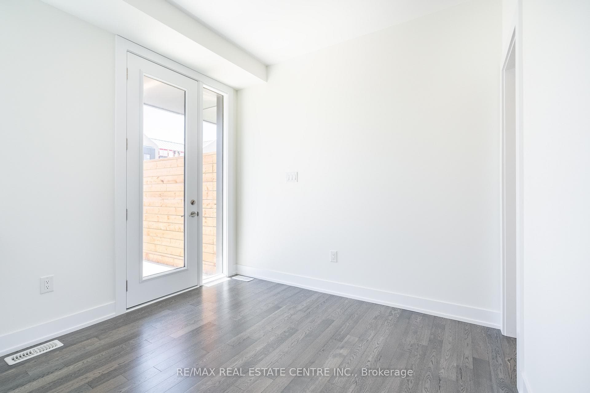 2273 TURNBERRY Road Unit 12 photo 18