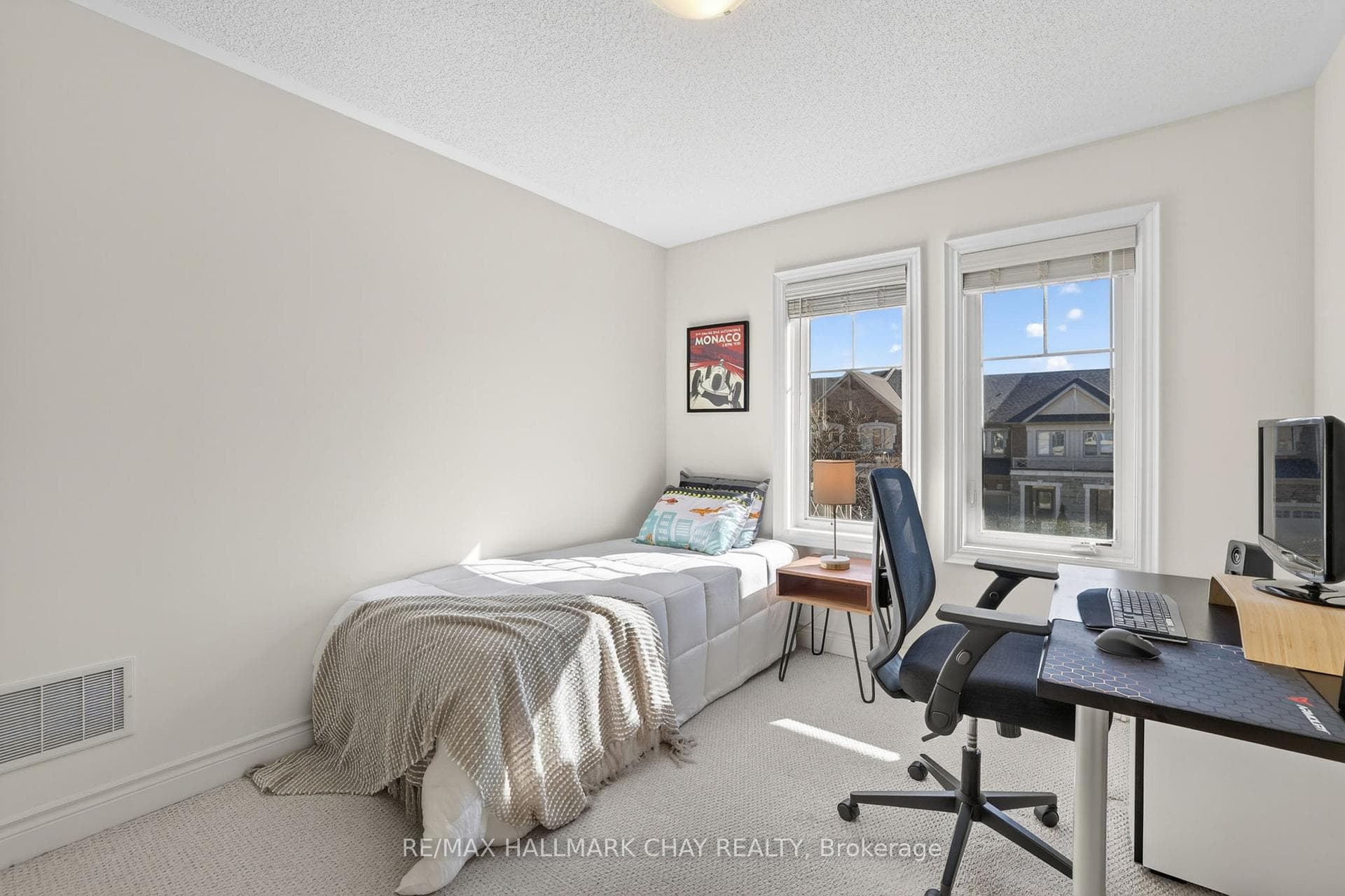 62 Fortis Crescent photo 26