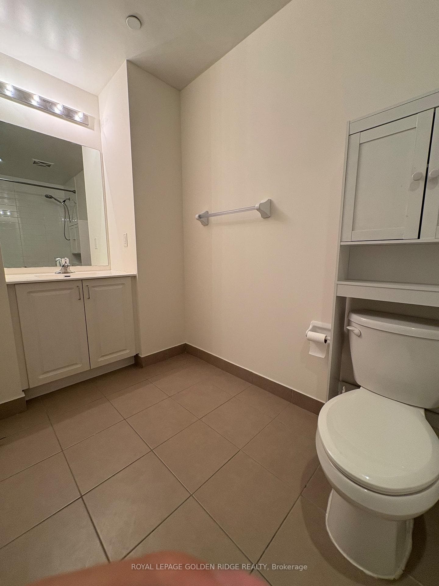39 Annie Craig Drive Unit 301 photo 12