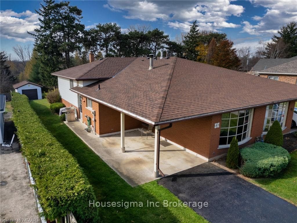 81 CLARKE Street photo 24
