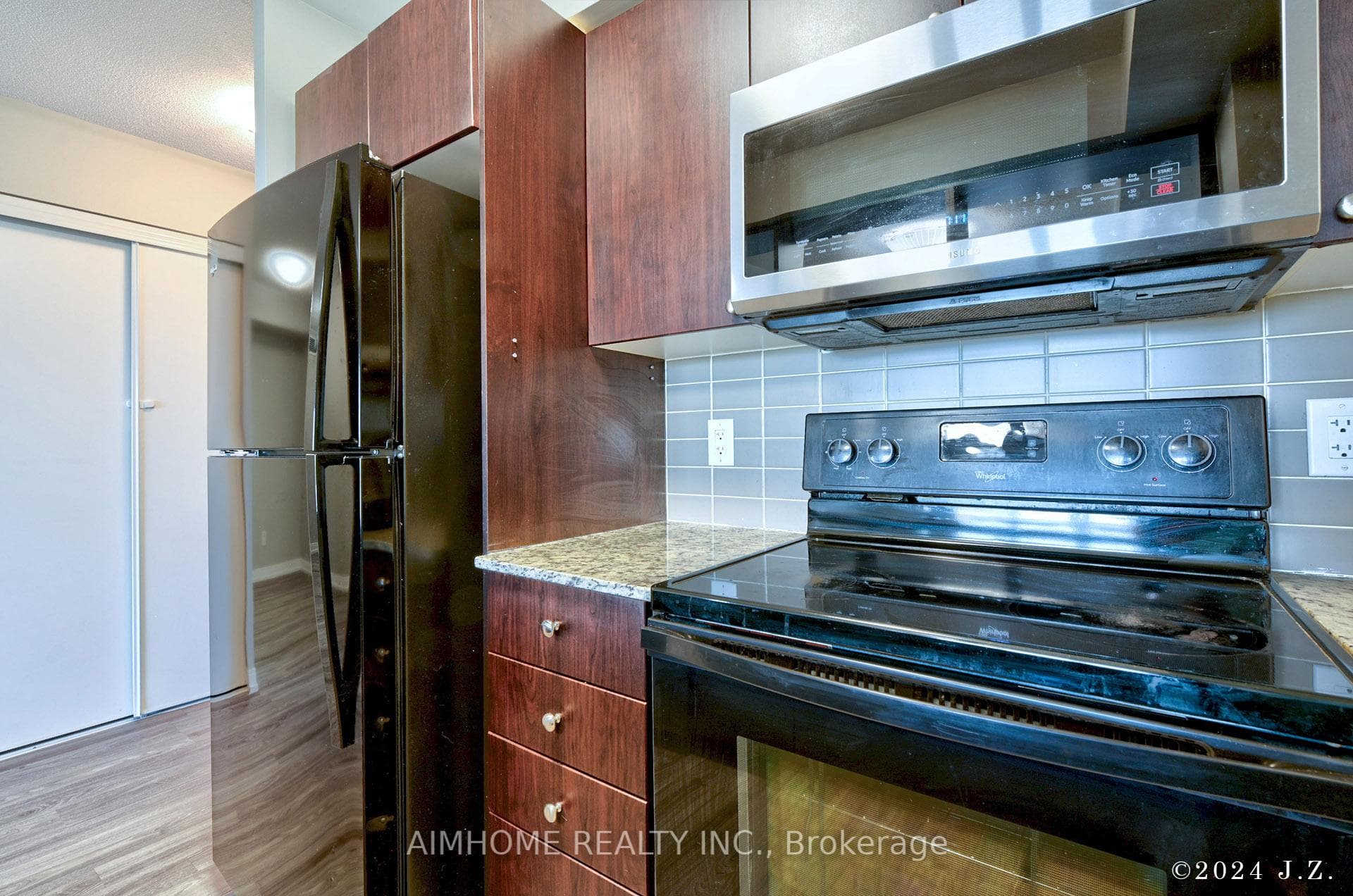 181 Village Green Square Unit 2912 photo 13