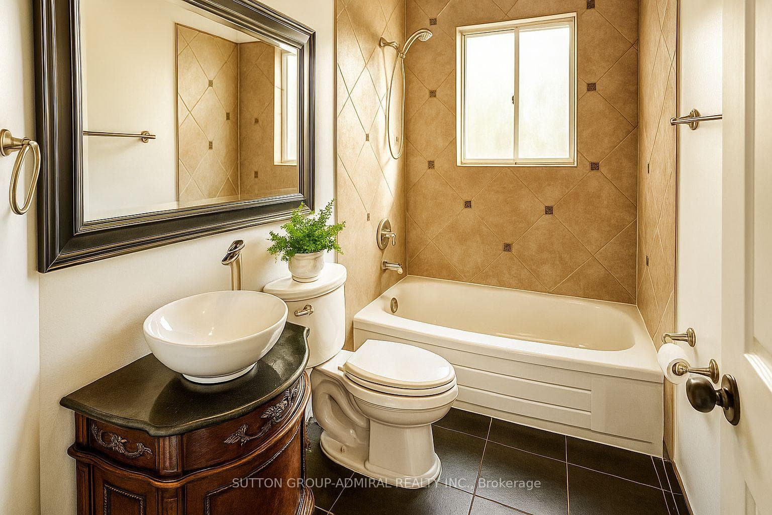 23 Mccormack Street photo 18