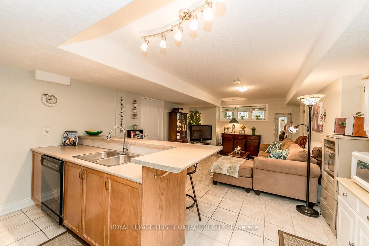 Kitchen & Living Room In-Law Suite