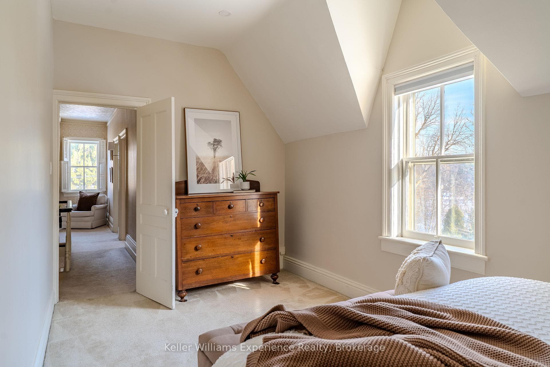 A quiet, cozy, & refined retreat