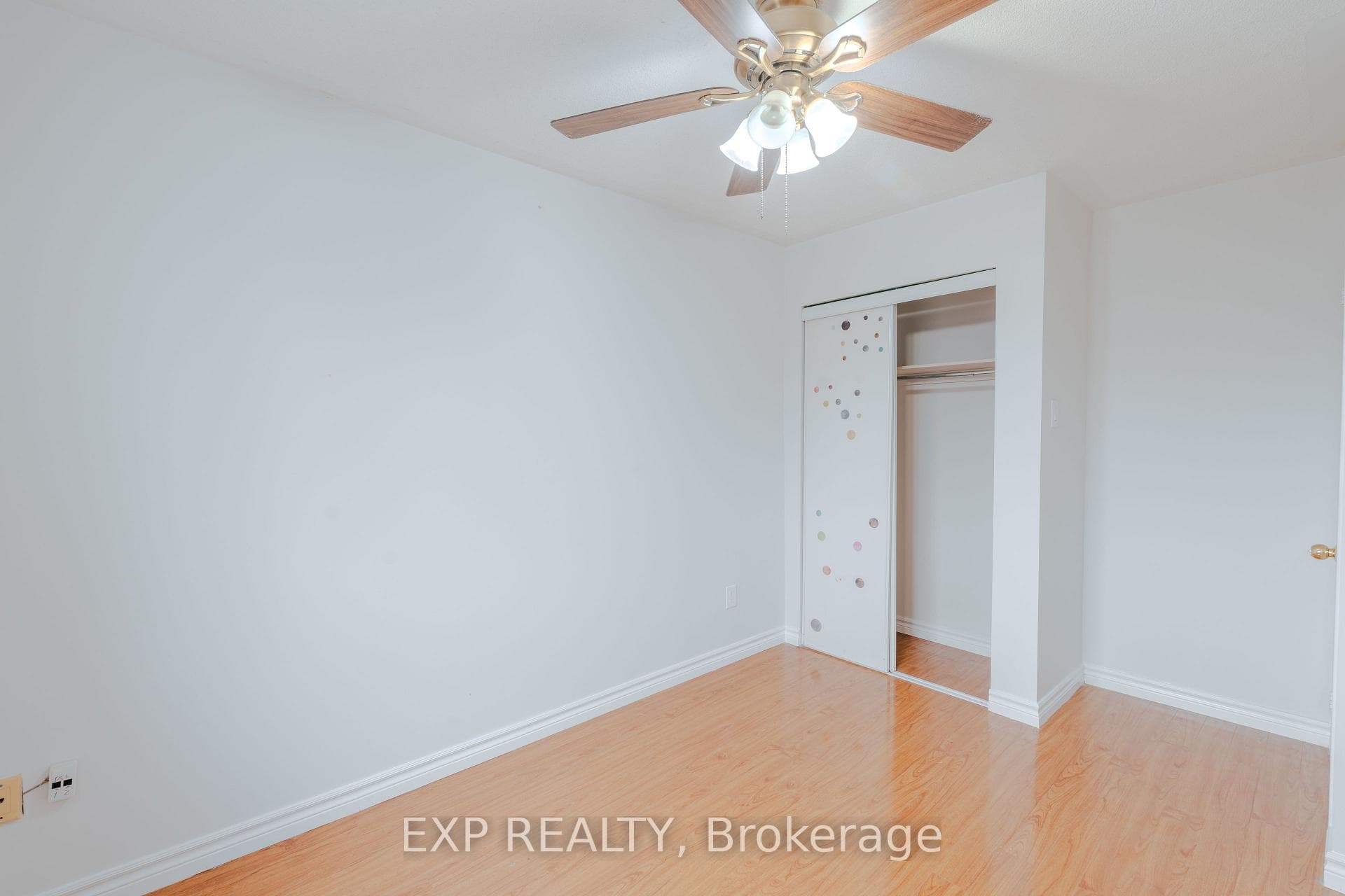 5 Schouten Crescent photo 21
