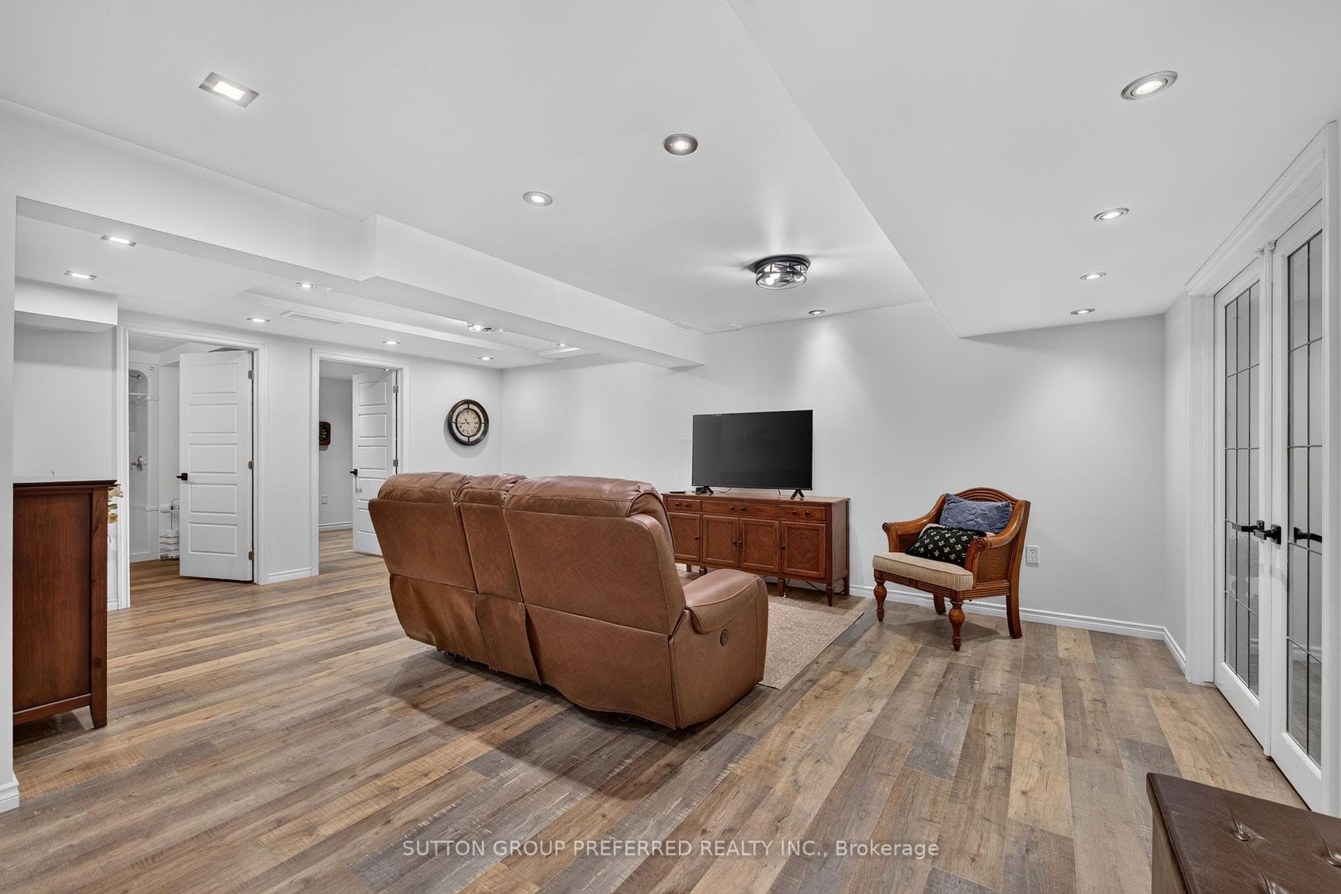 20 Windemere Place Unit 6 photo 27