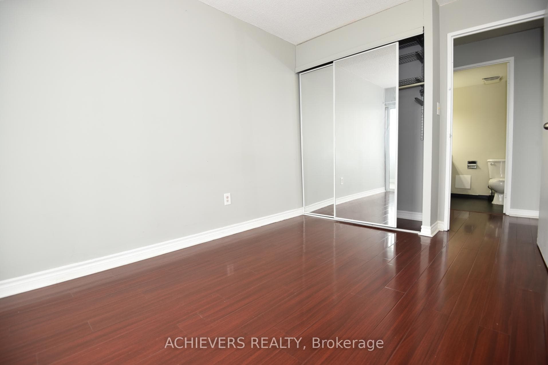 21 Markbrook Lane Unit 1512 photo 27