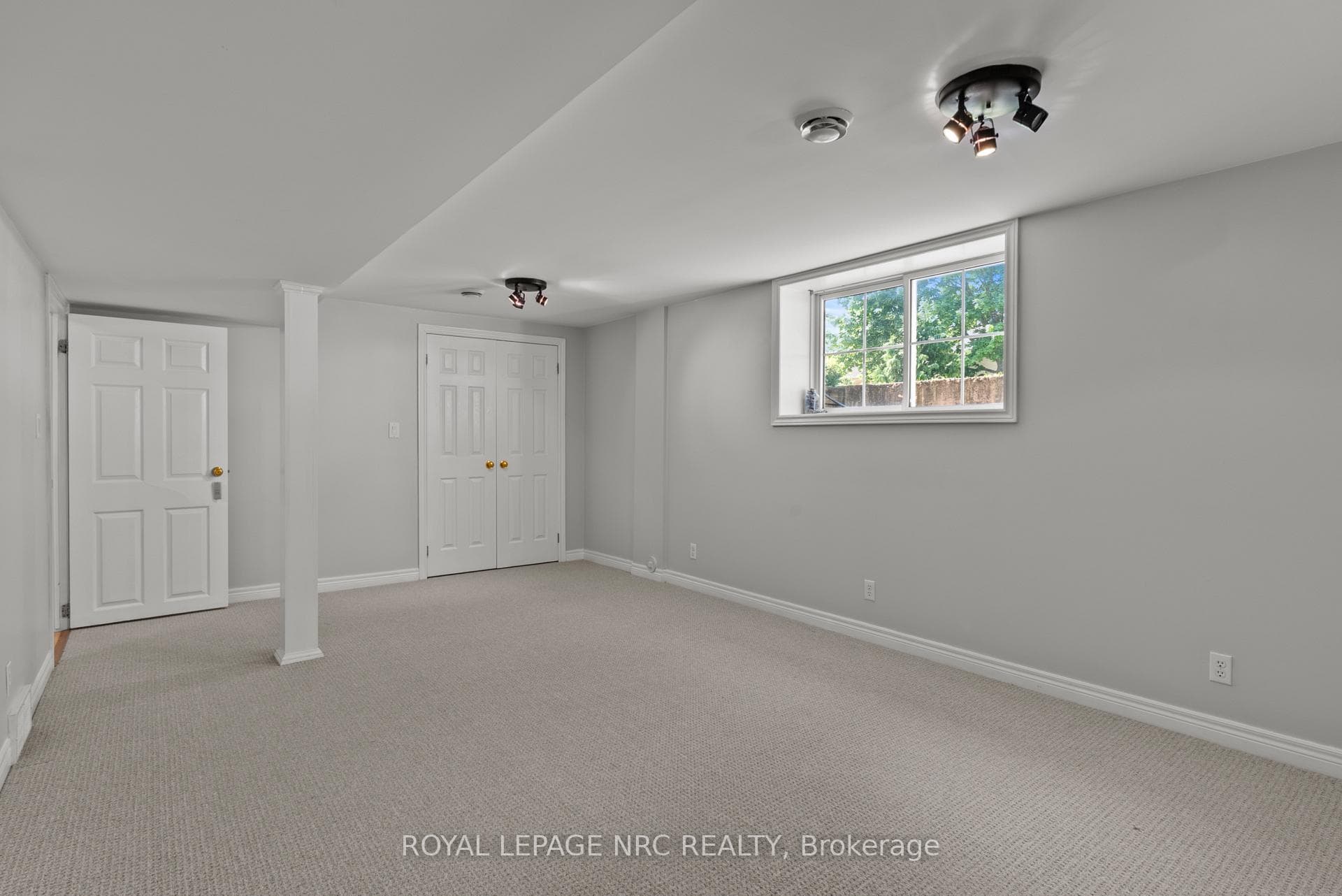 199 Niagara Street photo 31