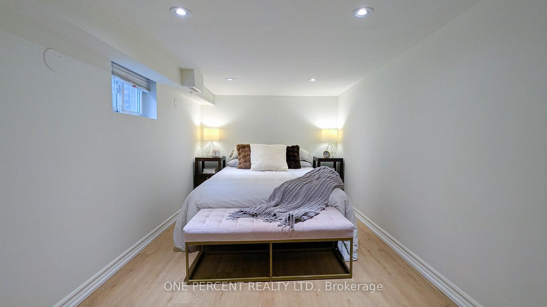 119 De Grassi Street photo 9