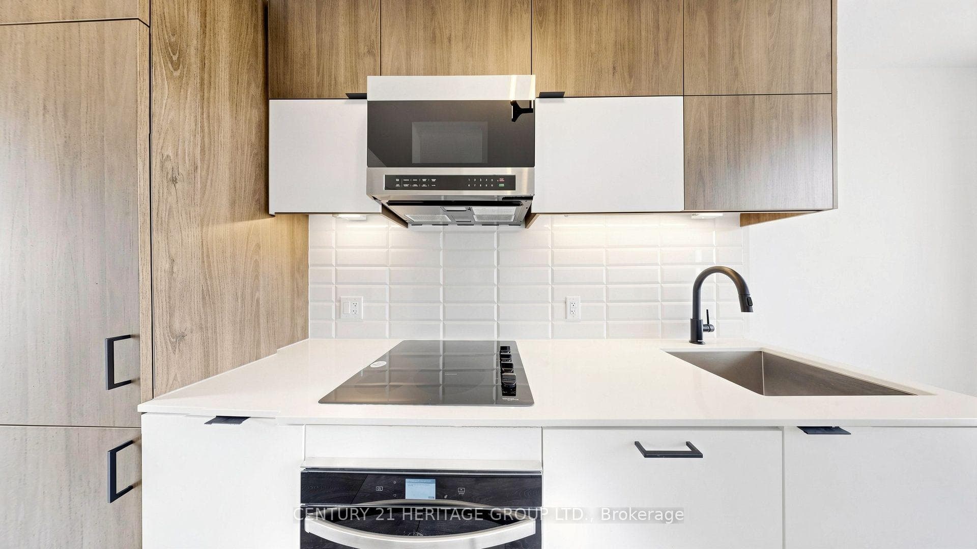 8888 Yonge Street Unit 622 photo 11