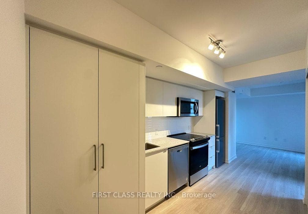 500 Wilson Avenue Unit 719 photo 3