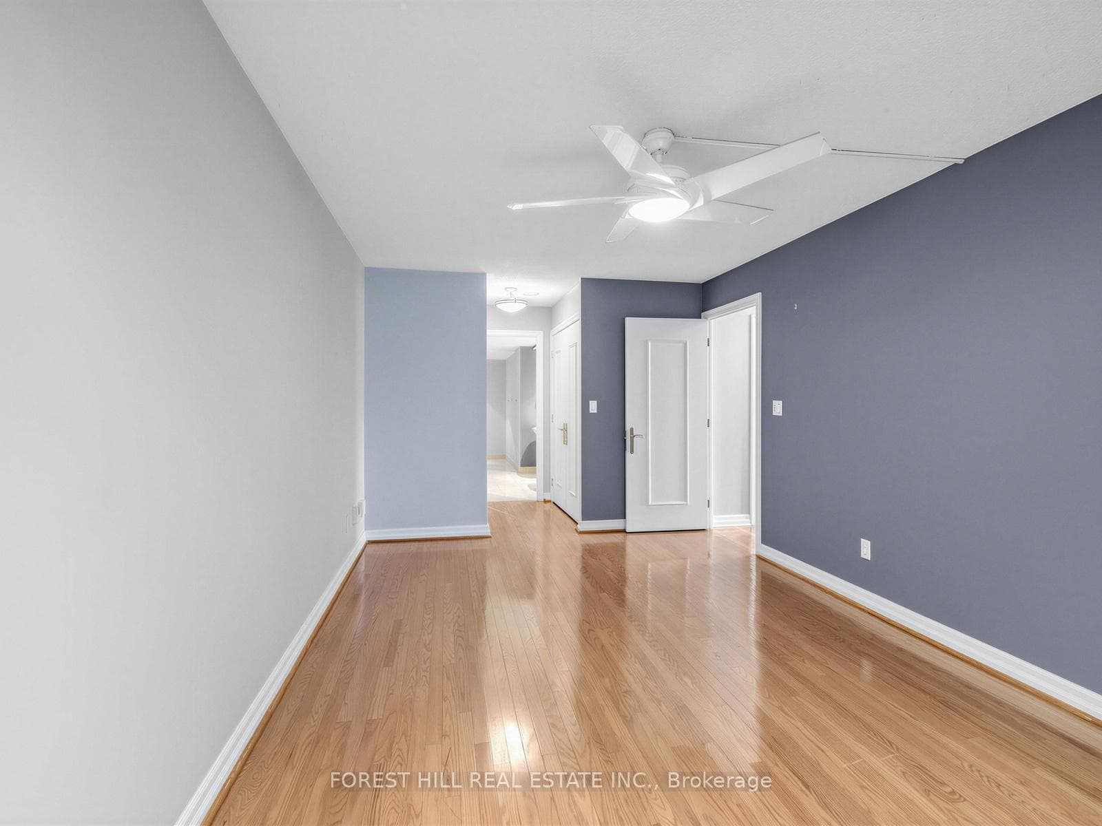 2727 Yonge Street Unit 412 photo 22