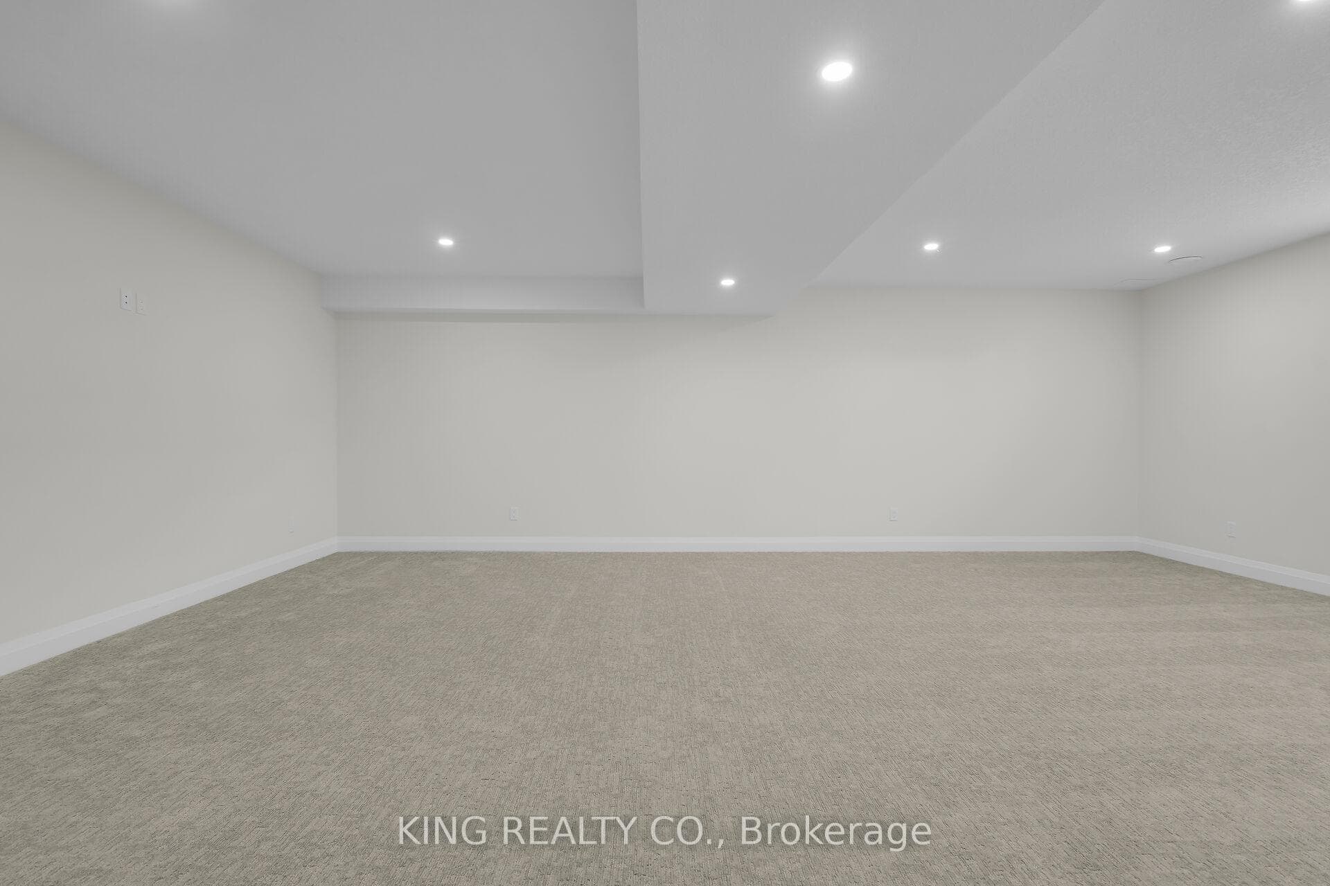 383 Daventry Way Unit 21 photo 19