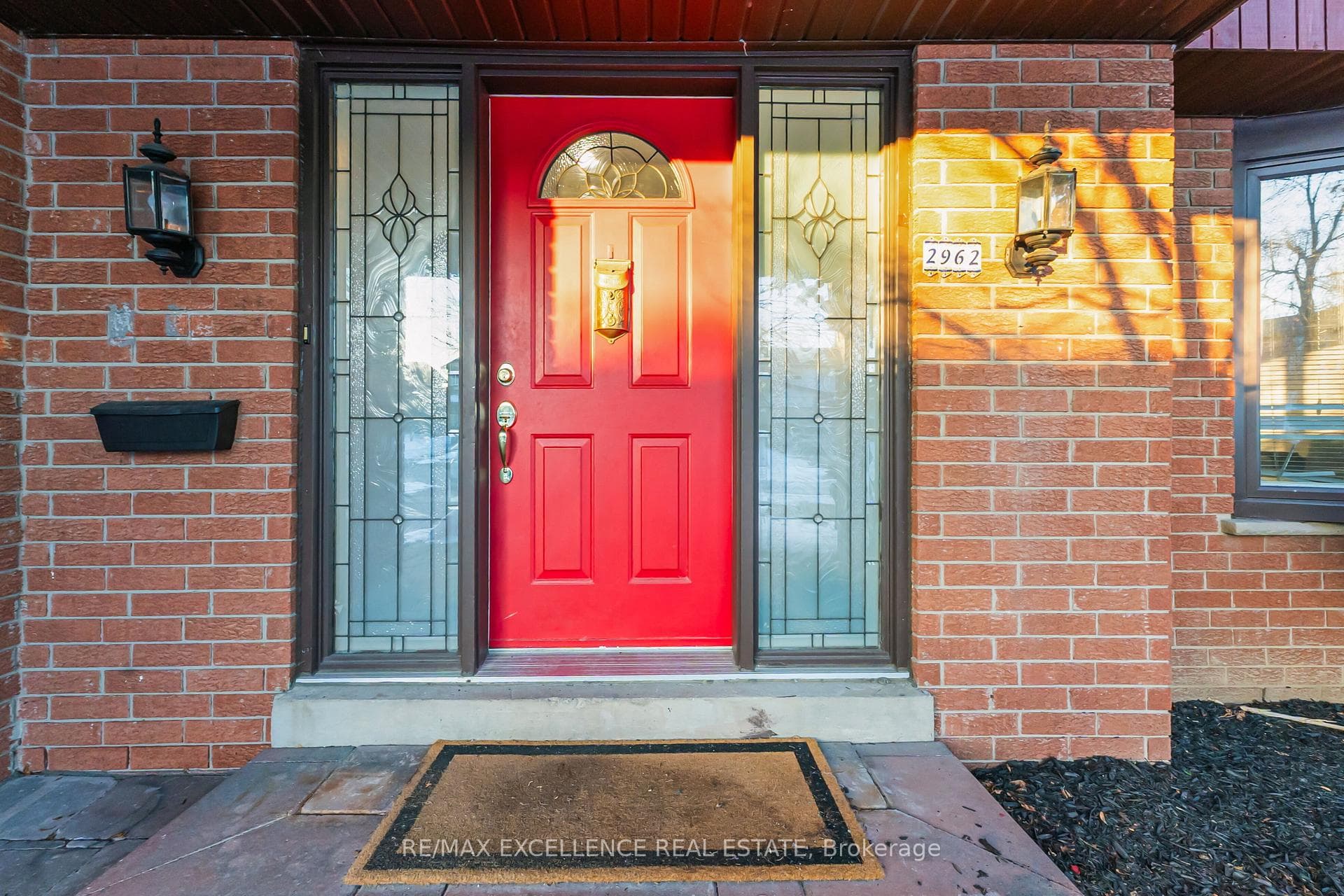 2962 Saint Malo Circle photo 2