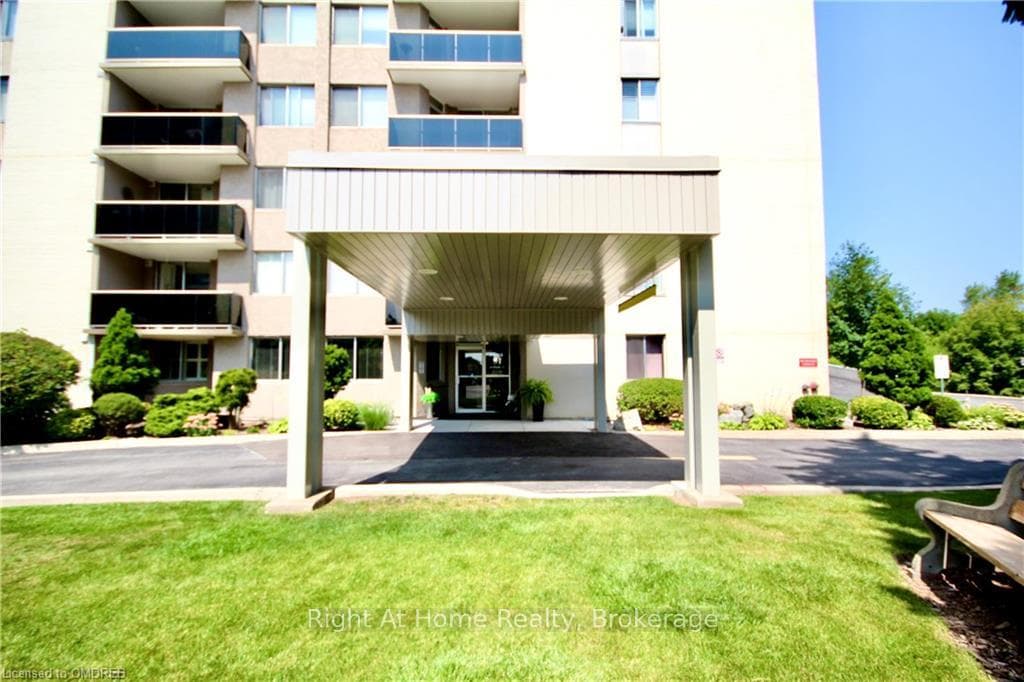 81 MILLSIDE Drive Unit 901 photo 48