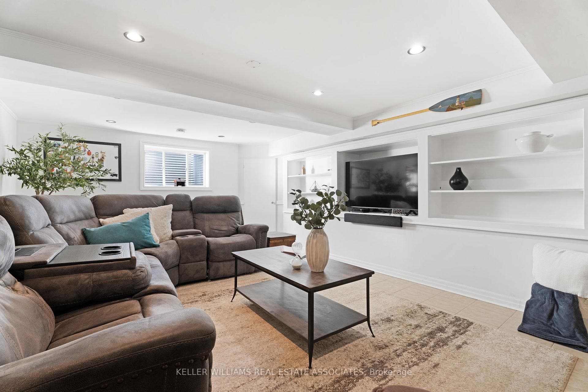 237 McDonald Boulevard photo 29