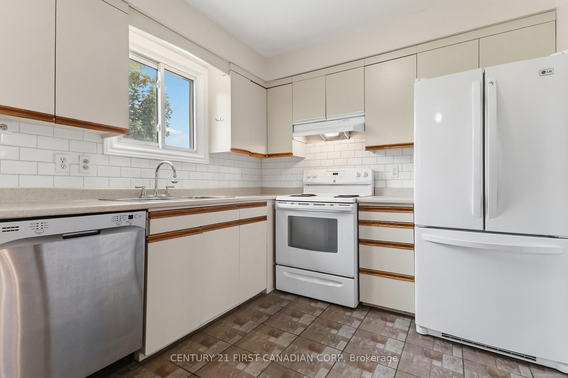 51 Sholto Drive Unit 54 photo 20