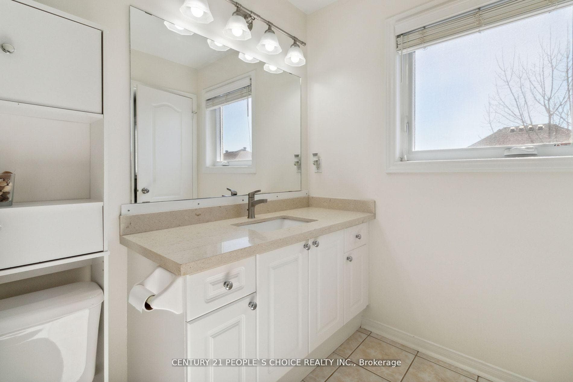 44 Snowberry Crescent photo 17