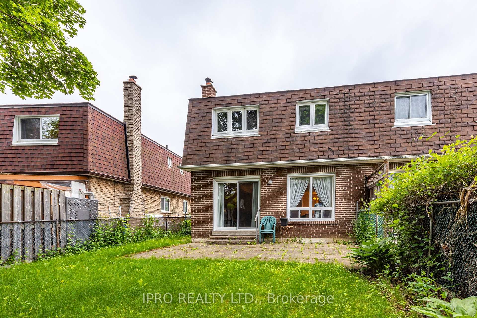 321 Chartland Boulevard photo 31