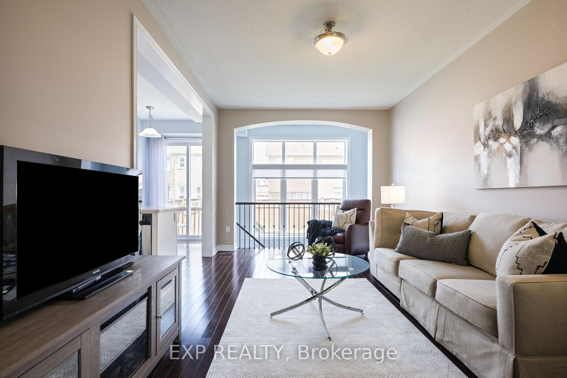 88 Abigail Crescent photo 9
