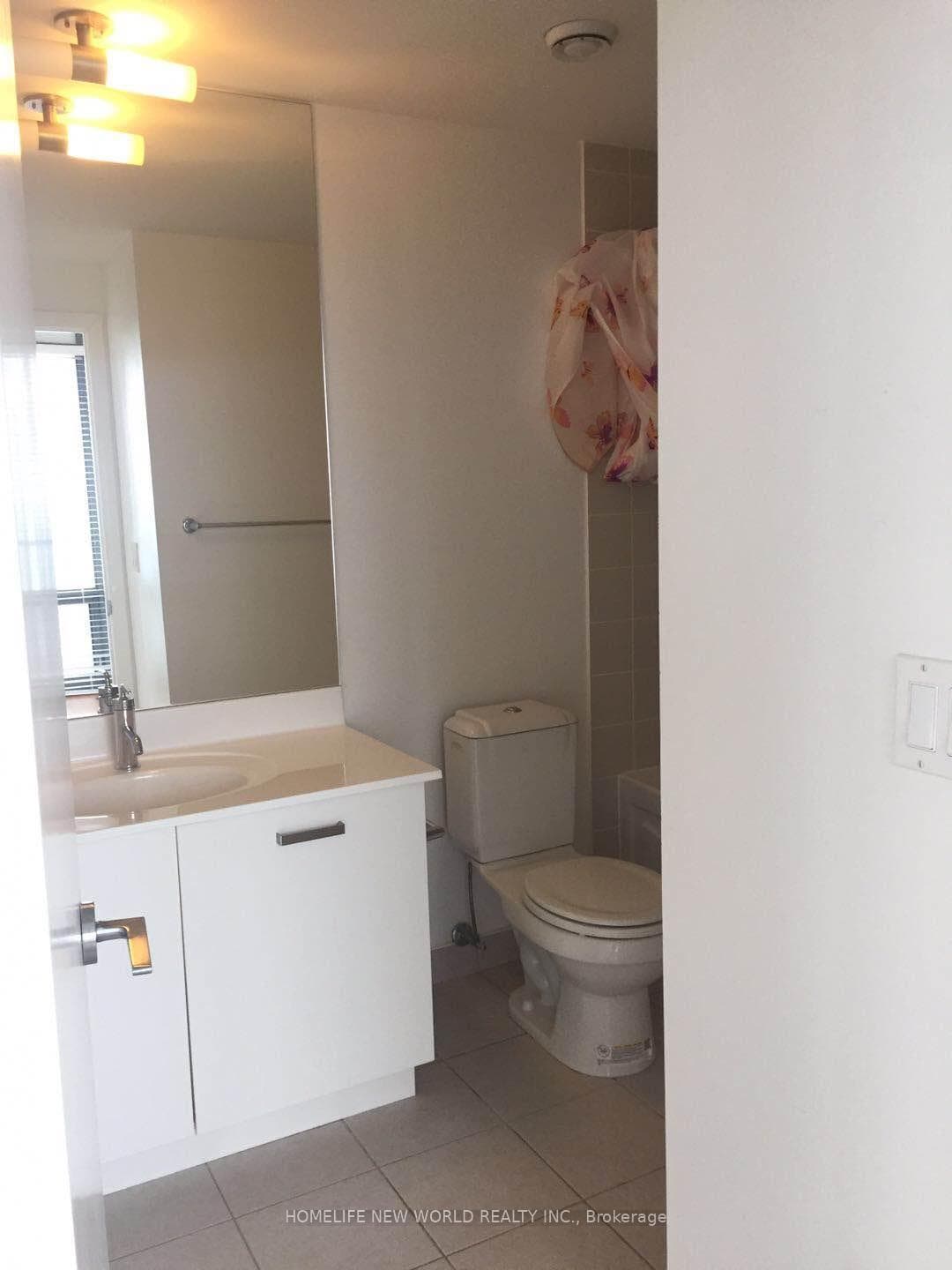 832 Bay Street Unit 4303 photo 4