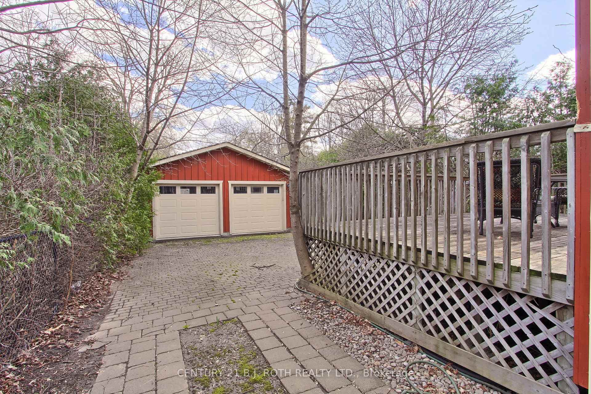 15 Eckardt Avenue photo 26