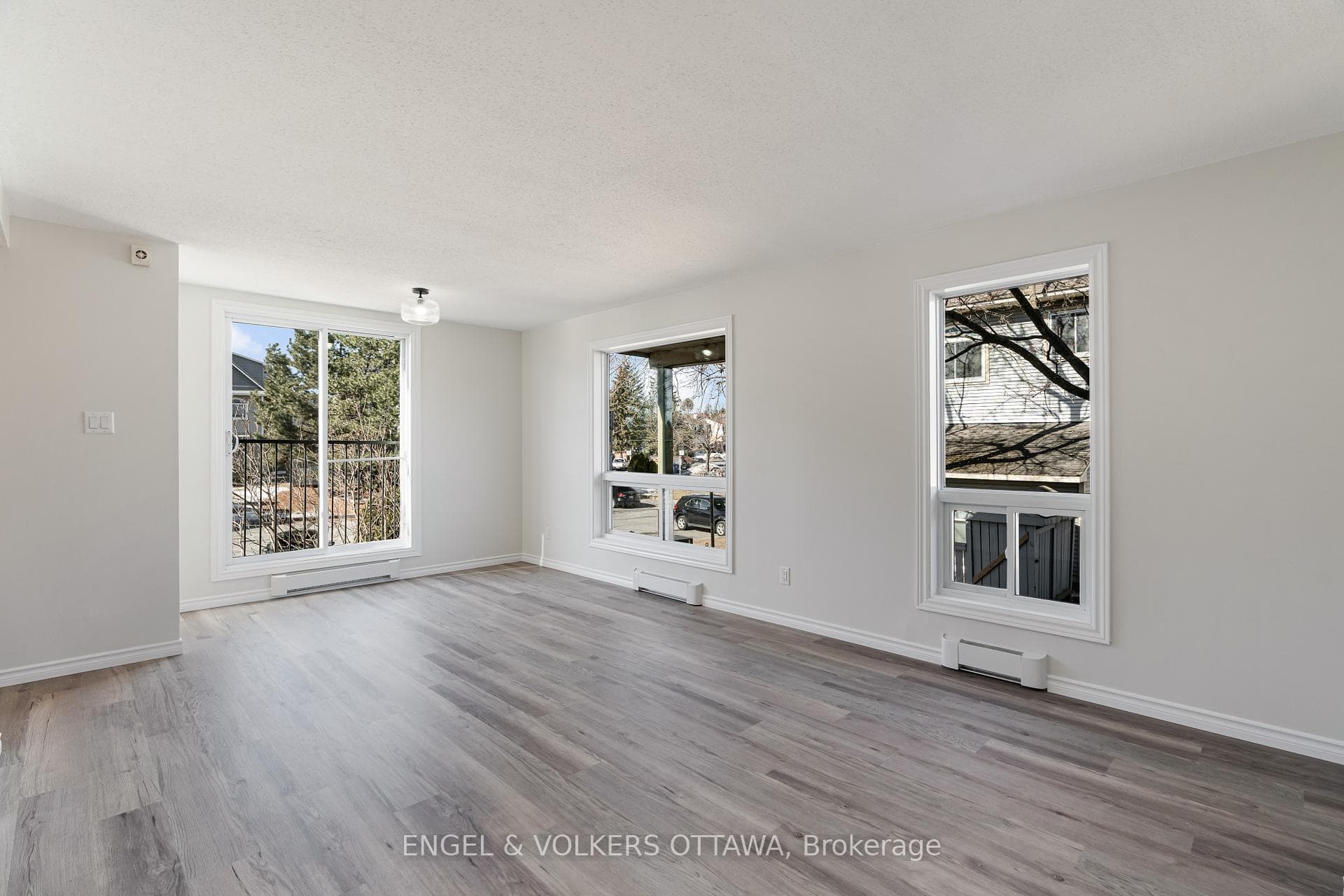 1504 Tanguay Court photo 9