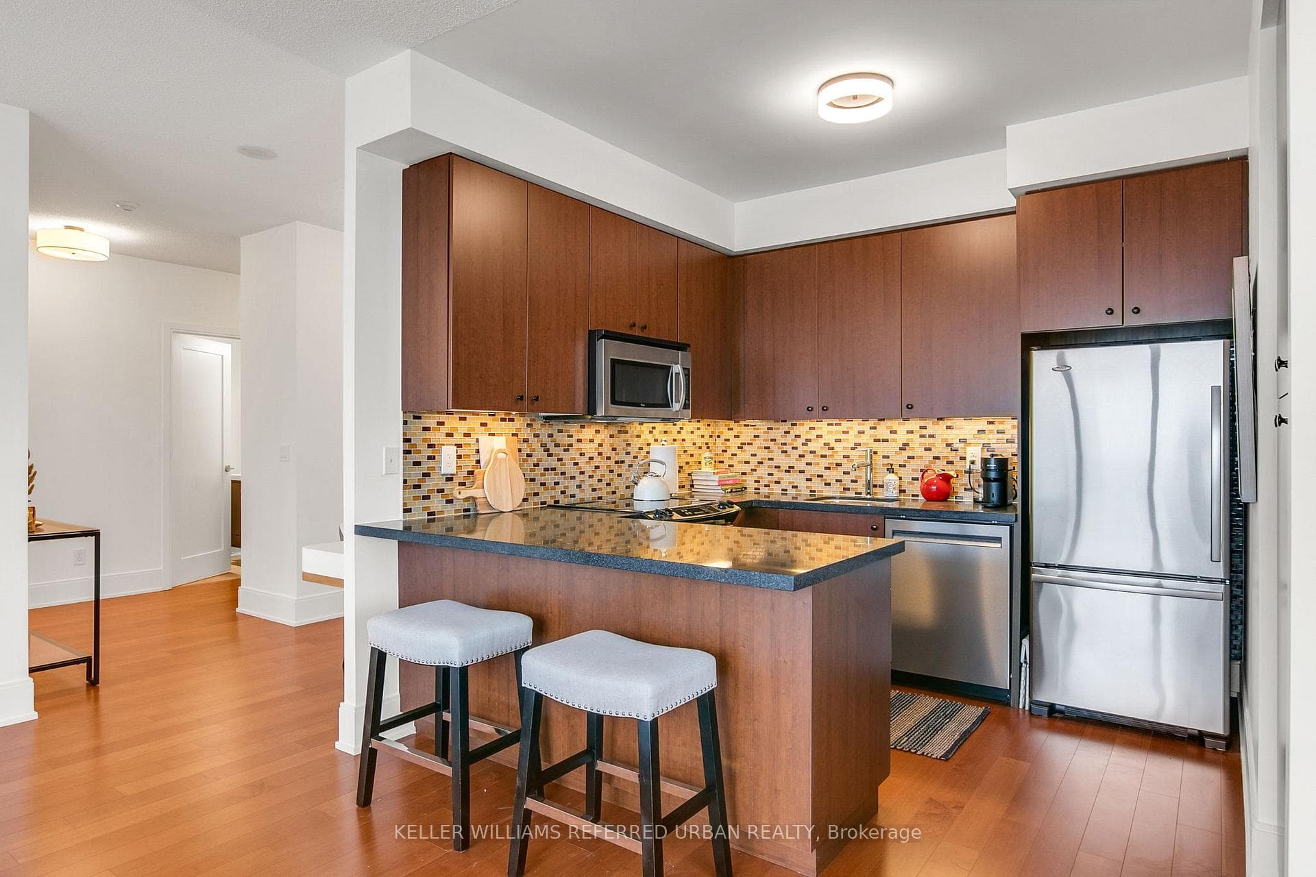 25 Broadway Avenue Unit 1502 photo 16