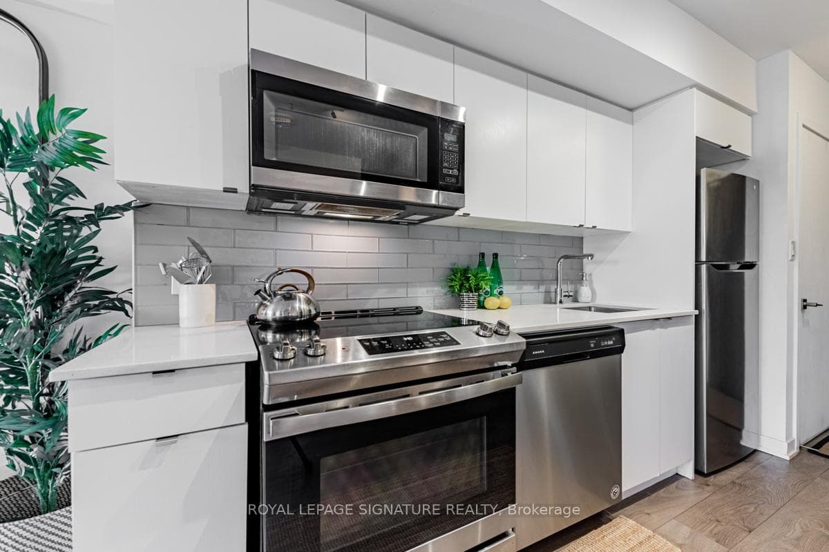 1401 O'Connor Drive Unit 502 photo 9