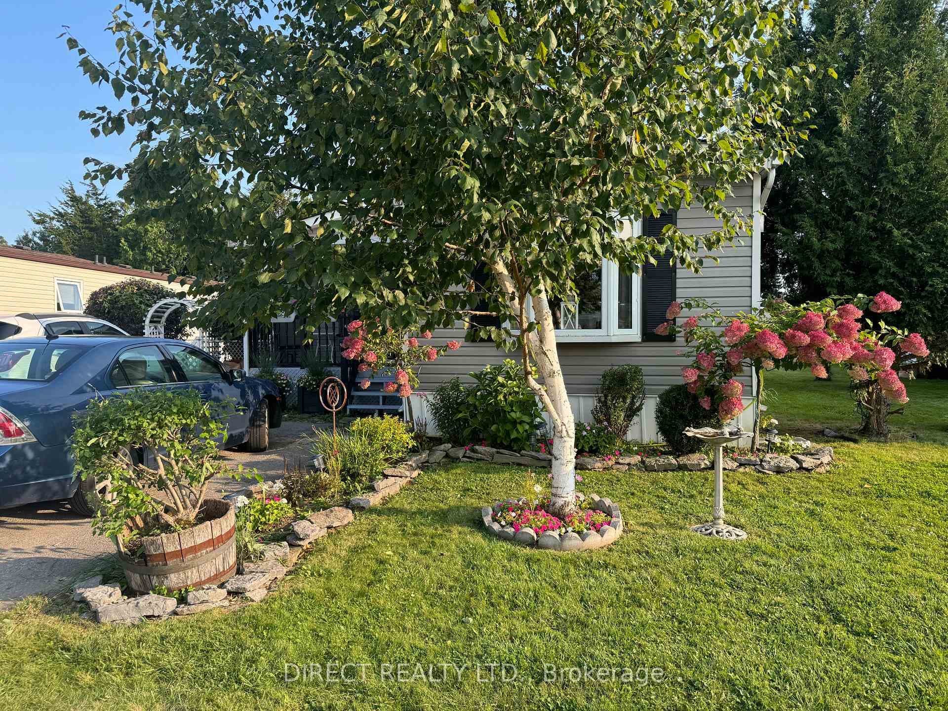 11 Finch Lane photo 4